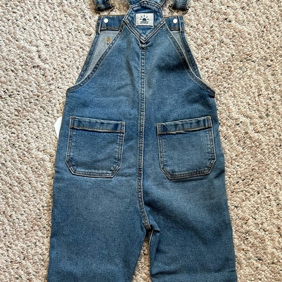 Toddler Boy Overalls and Long Sleeved Button Down Shirt Size 3T NWT - Picture 6 of 6